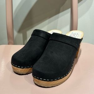 Anthropologie Maguba Stockholm Clogs